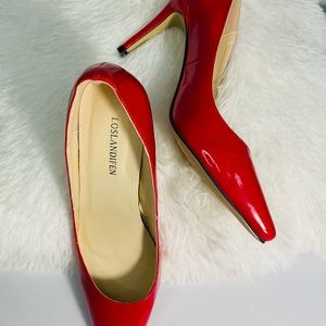 LOSLANDIFEN Women’s Heels. NWOT
